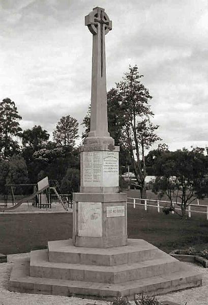 wallamba_district_war_memorial.jpg